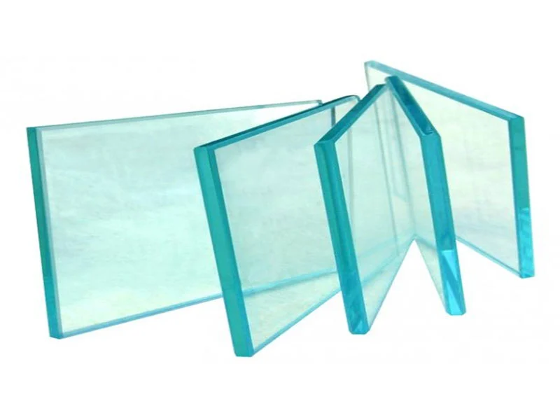 Cosa posso fare se ci sono graffi su vetro antiproiettile